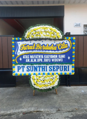 Papan Bunga Duka di Bener Kelipah